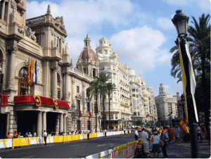 La plaza del Ayuntamiento en la ciudad española de Valencia.