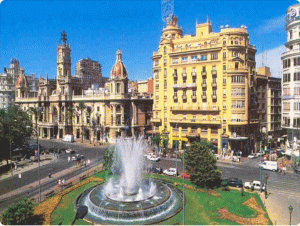 Plaza del Ayuntamiento de Valencia, la ciudad en la que vivió la cantante Carmen Morell.