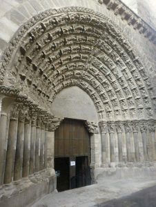 Portada de la catedral de Tudela.