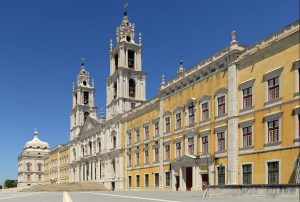 El palacio de Mafra en Lisboa, la ciudad natal de la cantante Amalia Rodrigues.