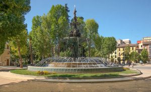 Fuente de las Granadas en la ciudad andaluza de Granada.