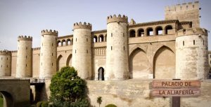 Palacio de Aljaferia de Zaragoza en una imagen usada para ilustrar la letra de la Jota de los Casaus.