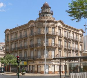 Edificio en la ciudad andaluza de Almería.