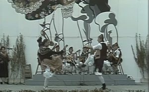 Monserrat González y Juan Carlos Serrano en el Certamen Oficial de Jota Aragonesa de 1981
