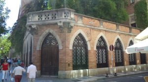 Palacio del Marqués de Motilla en la calle Luna de Sevilla y Tuna de Peritos de Sevilla