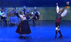 "Jota de Andorra" - bailan Raquel Velasco y David Elvira. Cantan Begoña García Gracia y José Luis Urbén. Certamen Oficial de Jota de Zaragoza de 2015.