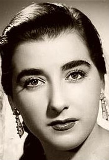 Rosita Ferrer canta La canción del olé.