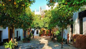 Plaza de Sevilla en una imagen usada para ilustrar la letra del Pasodoble Sevilla.