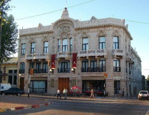 Teatro Maccio en la ciudad uruguaya de San José de Mayo.