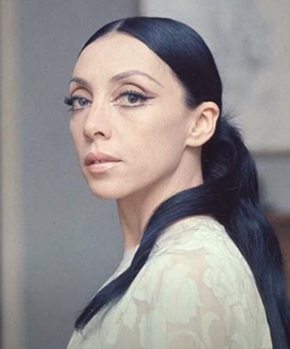 La cantante Betty Misiego en una imagen usada para ilustrar la letra de su canción titulada Todo comenzó.