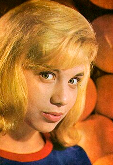 La cantante española Karina, intérprete de la canción titulada “Romeo y Julieta”