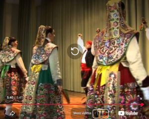 Grupo de Coros y Danzas Doña Urraca de Zamora bailando el Bolero de Algodre.