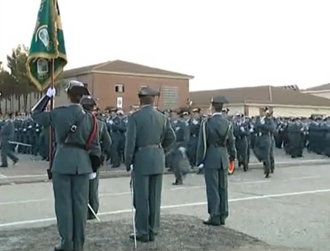 Marcha de tambor en ceremonia de promoción de la Guardia Civil celebrada en la Academia de Cabos y Guardias de la Guardia Civil en Baeza.